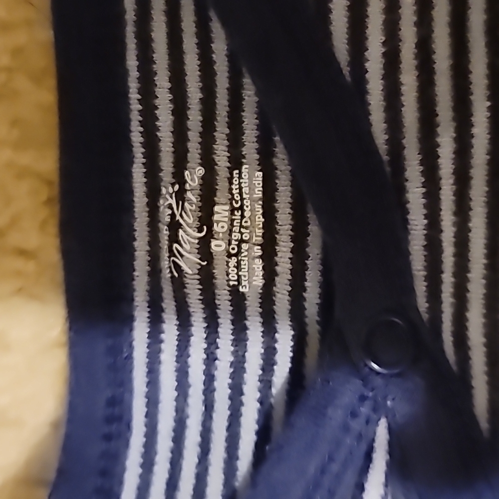 3‎ 100% Organic cotton unisex night gowns - Picture 2 of 3